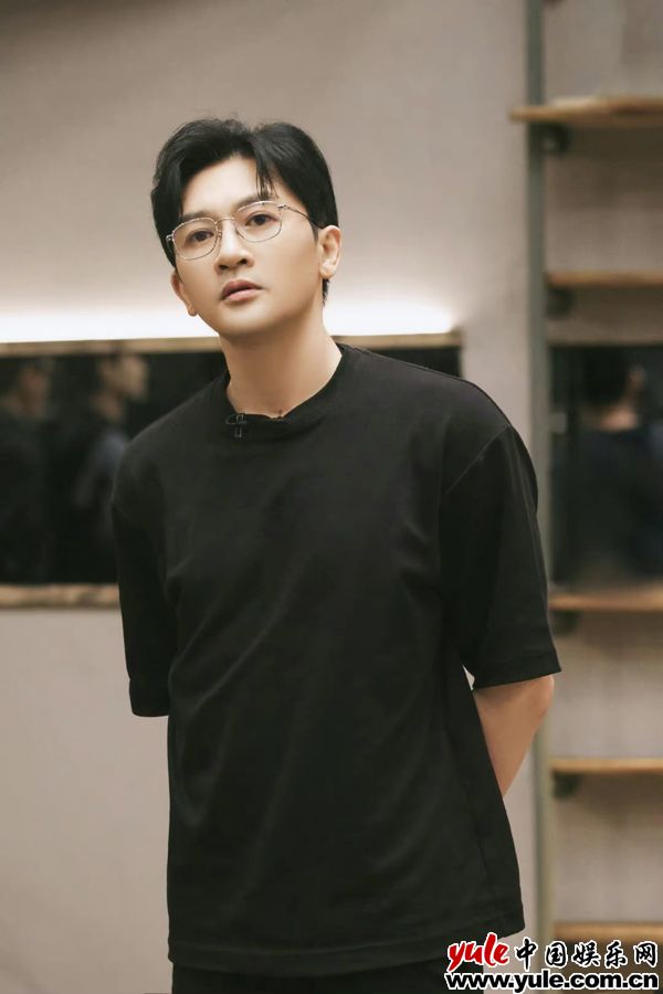 苏有朋《披荆斩棘2》清爽有型